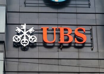 UBS profits surge 74%