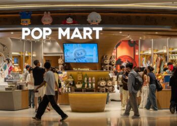 China’s Global Push in Retail: What Executives Need to Know - CEO North America China’s Global Push in Retail: What Executives Need to Know