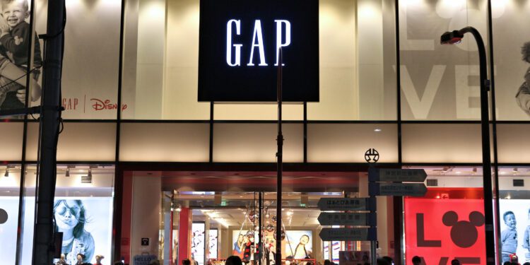 Gap exceeds Q3 outlook as ad investments pay off