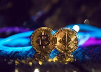 Bitcoin sinks another 6%