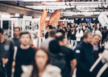 The U.S. added 42,000 private-sector jobs to the economy - CEO North America The U.S. added 42,000 private-sector jobs to the economy