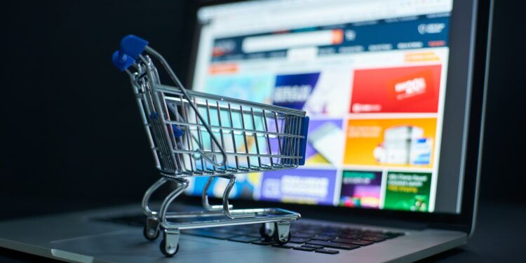 Strong start to online holiday shopping masks signs of a fragile U.S. consumer