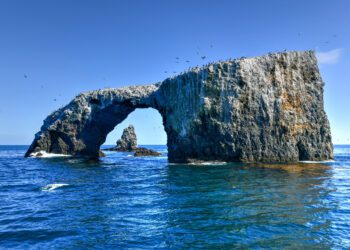Five US national parks only reached by sea or sky