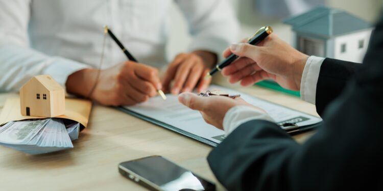 US mortgage rates climb, pausing 2026 home-buying spree