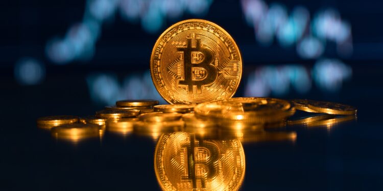 Bitcoin makes a resurgence, nudging above $71,000 - CEO NA Magazine Bitcoin makes a resurgence, nudging above $71,000