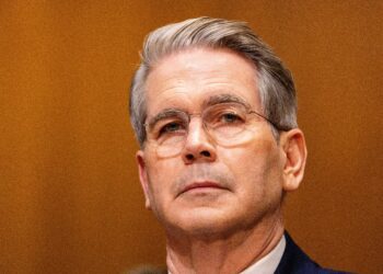 Treasury Secretary says 15% global tariff starts this week - CEO NA Magazine Treasury Secretary says 15% global tariff starts this week