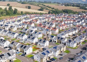 Britain responds to Iran war energy shock by requiring solar panels and heat pumps in all new homes