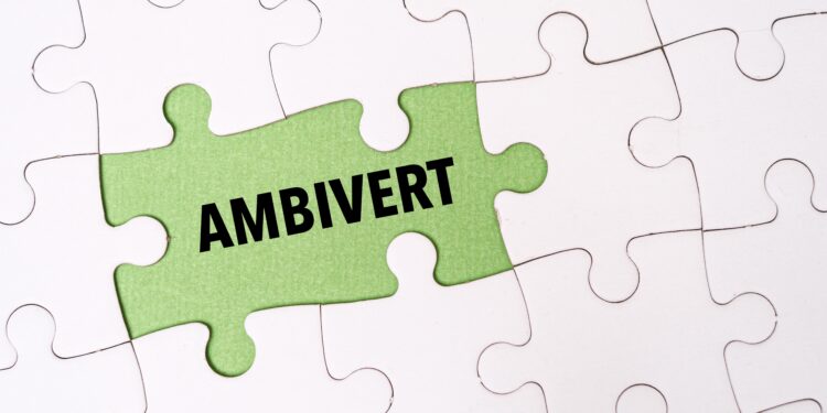 Workspace chameleons: why ambiverts make more successful leaders than extroverts