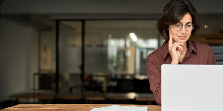 Data shows how HR can manage politics in the workplace