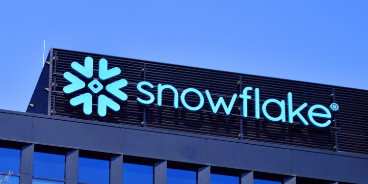 Snowflake shares jump 36% on earnings win