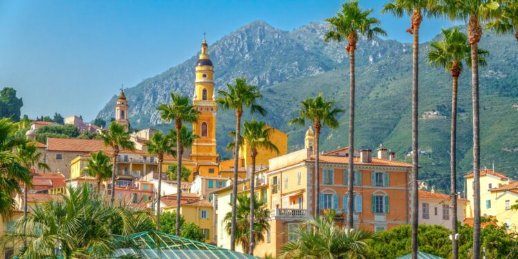The ‘White Lotus’ is filming the five-star dream on the French Riviera. Here’s what it’s really like