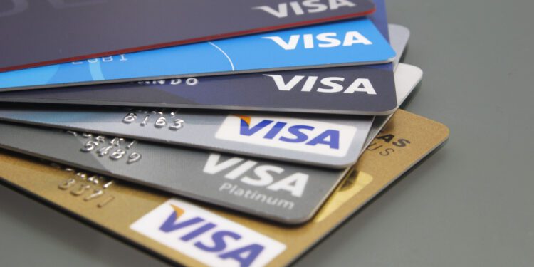 Visa’s CEO issues memo outlining 7% staff cut