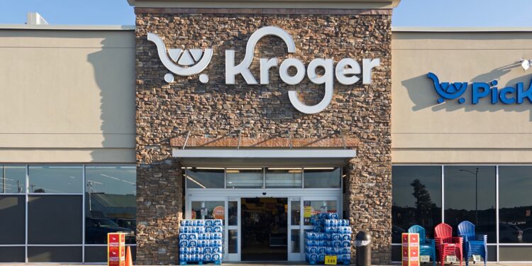 Kroger to buy Giant Eagle in $1.65 billion deal