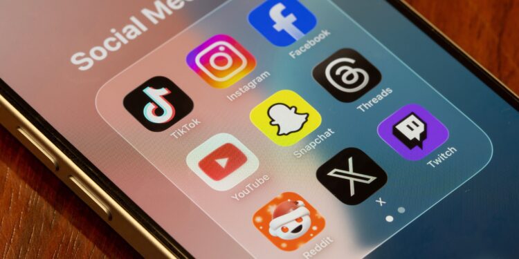When Marketing to Teens, Using High-Tech Tools Brings Promise—and Peril