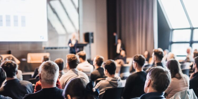 Teaching the leadership skill AI can’t replace