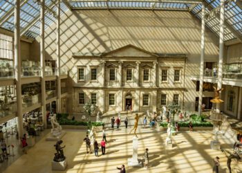 Why Museums Are Teaming Up to Buy Art