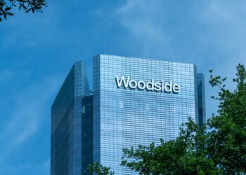 Woodside scraps clean energy target, posts 7% first-half profit rise