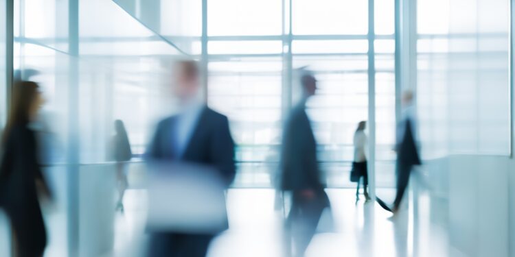 Horizontal vs vertical integration