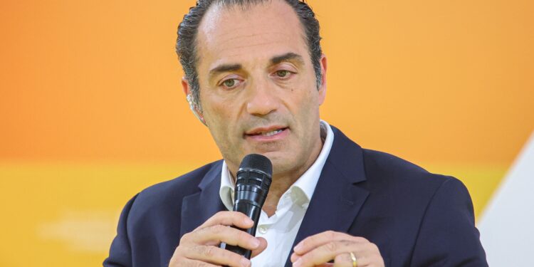 Stellantis CEO calls for incentives to support ‘Made in Europe’ initiative